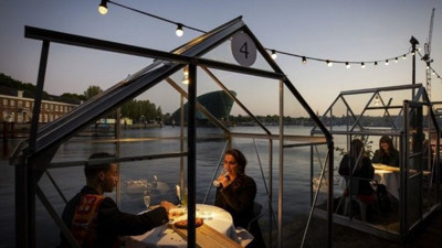 Yeni normalleşme böyle olacak: Restoranlara korona modeli