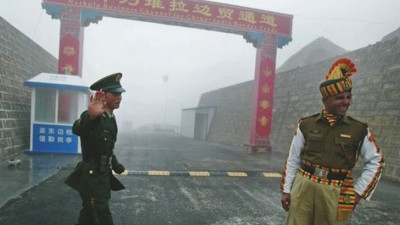 Hindistan ve Çin o eyalet yüzünden savaşın eşiğine geldi