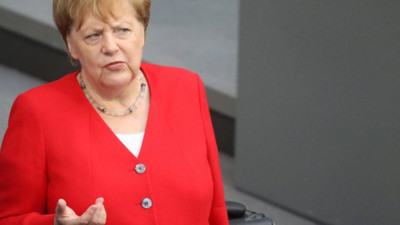 Merkel'den Rusya'ya sert eleştiri! Hedefinde o isim var