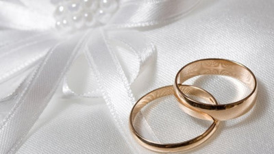 Milli futbolcudan mesafeli nikah