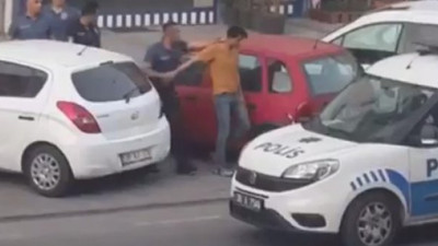 Havluyu balkona astı mahalle karıştı