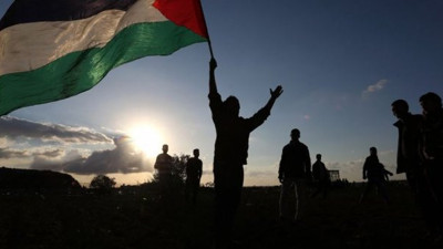 Filistin, BAE'nin gönderdiği yardım malzemelerini reddetti