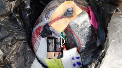 PKK'nın bombaları mezarlıkta ele geçirildi