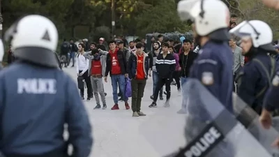 Sınır hattı ısınıyor! Yunanistan Türkiye sınırına 400 polis gönderiyor!