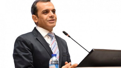 Prof. Dr. Alpay Azap ters köşe yaptı! Sokağa çıkma yasağına ilk kez böyle yorum yapıldı