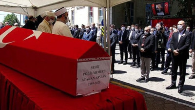 Şehit polis memuru son yolculuğuna uğurlandı