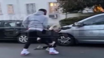 İşsiz basketbolcu boksörlüğe heves etti