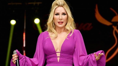 Seda Sayan kendisine yorum yapan takipçisine küfür etti!