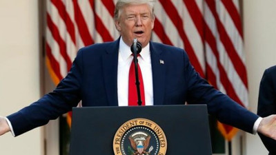 Trump duyurdu! Yola çıktı dönüyor...