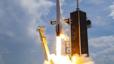 NASA ve SpaceX, Trump'ın seçim reklamına tepki gösterdi