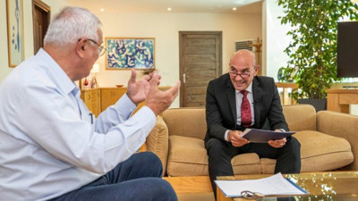 Tunç Soyer: Kepenk indirecek belediyeler var