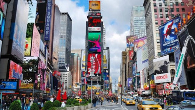 New York sokakları o yazı ile donatılacak