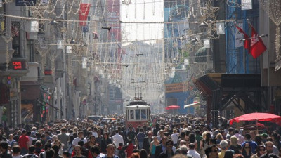 Son anket sonuçları açıklandı: 2023 seçimleri kimlerin elinde?