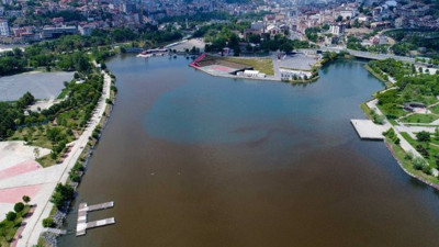 Haliç'teki renk değişiminin sırrı çözüldü. Herkes çok korkmuştu