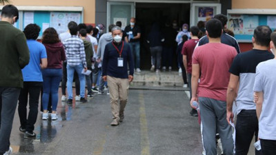 Sınavda korona paniği: Test pozitif çıktı: Sınıftakilerin tümü karantinaya alındı