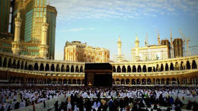 Resmi açıklama geldi: Umre ziyaretleri başlıyor mu?