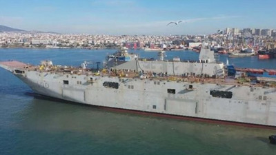 Türkiye'nin ilk uçak gemisi 'TCG Anadolu'da çalışmalar hız kesmeden sürüyor