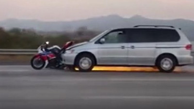 Alevler saçan araçla ölüme yolculuk