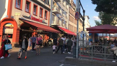 FETÖ'cü savcı Zekeriya Öz'e gurbetçiden dayak