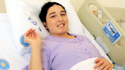 Kadavradan alınan rahimle anne oldu