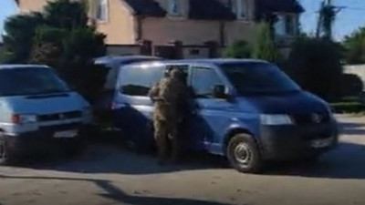 Valinin evine şafak operasyonu