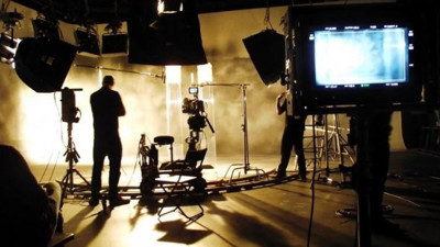 Ünlü dizi setinde korona virüs şoku