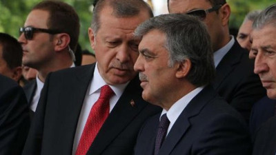 Nagehan Alçı, Erdoğan’ın, Gül’den “kurtulma” operasyonunu yazdı:Her şey “tereyağından kıl çeker gibi” olmuş