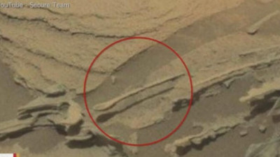 NASA'nın yeni fotoğrafları hayrete düşürdü! Mars'ta tabut var öyleyse yaşam da var