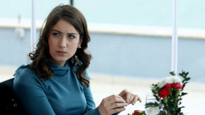 Ortalık karıştı: Hazal Kaya'dan Cem Yılmaz'a gönderme