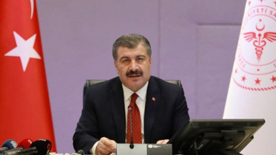 'Yalnız Savaşçı' Bakan Fahrettin Koca'dan yalnızlık şiiri