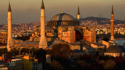 Ayasofya tartışmalarına UNESCO da dahil oldu