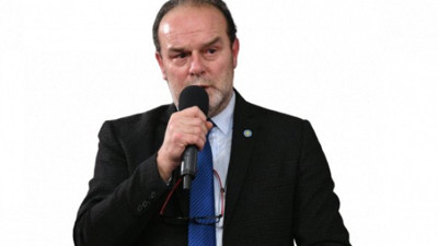 Levent Özeren 5 yıl önceki paylaşımından dolayı gözaltına alındı