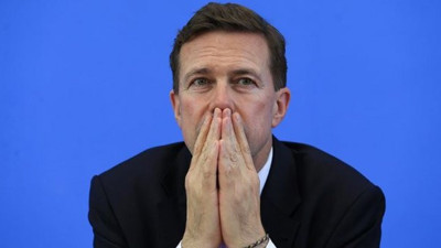 Hükümet sözcüsünün ofisinde ajan çıktı