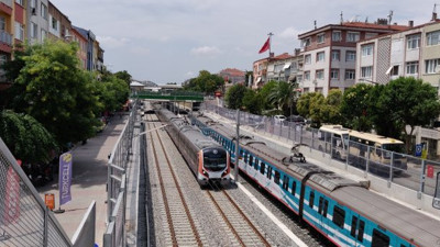 Marmaray raylarına düşen kişi hayatını kaybetti