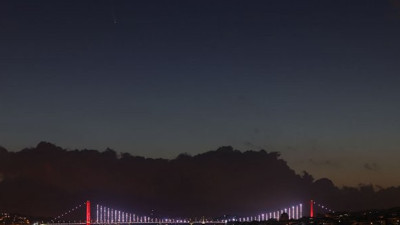 Kuyruklu yıldız İstanbul semalarında böyle görüntülendi