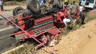 Yangın söndürmeye giderken canlarından oldular