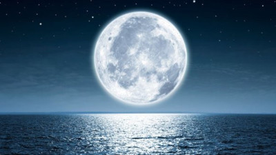 Ay, 85 milyon yıl gençleşti