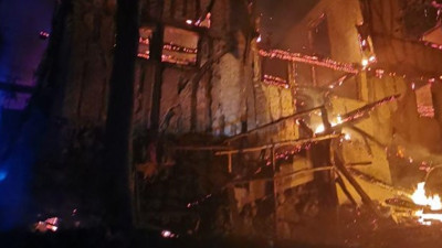 Amasya’da ahşap 2 ev alev alev yandı