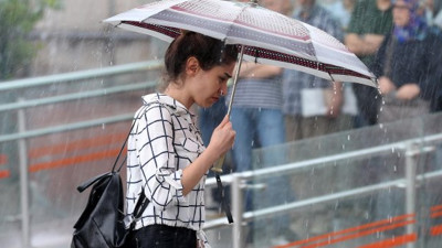 Meteoroloji'nin bütün uyarıları tersine döndü: Gök gürültülü sağanak yağış geliyor