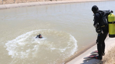Serinlemek isteyen kuzenler akıntıya kapıldı