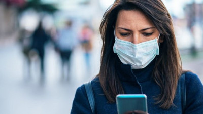 Bulamadığımız maskeler bakın nerede çıktı? Eski bakan Nihat Zeybekçi maske işine de el attı