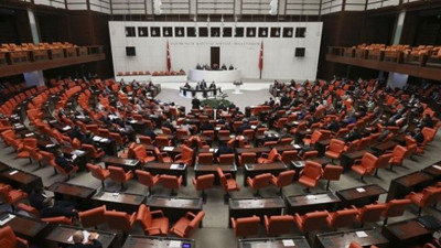 Milyonlarca çalışanı ilgilendiren yasa Meclis'ten geçti