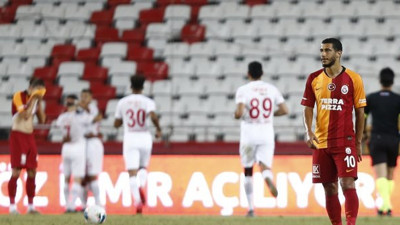 Galatasaray ve Antalya yenişemedi