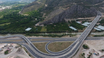 Türkiye'nin en pahalı ve en uzun süren otoyolu açılıyor: 11 bakan 7 vali gördü