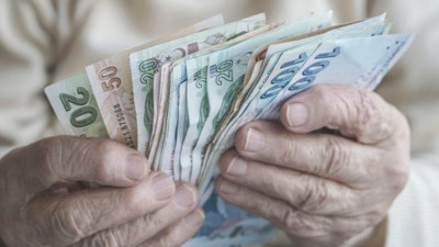 Emeklilerin talebi kabul görecek mi? “En düşük maaş” bilmecesi sürüyor