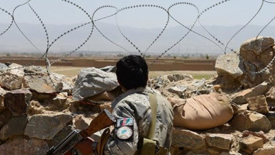 Korucu 4 meslektaşını infaz etti