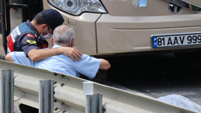Düzce'de yolcu otobüsünün çarptığı kadın feci şekilde can verdi