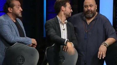 MasterChef Türkiye tarihinde bir ilk… Mehmet Yalçınkaya’nın hamlesi izleyenleri şok etti