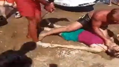 Rip akıntısına kapılan kız kurtarılamadı