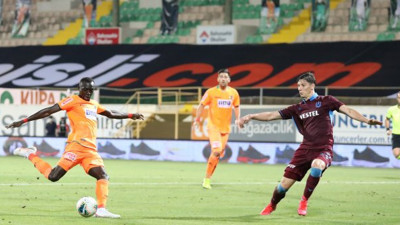 Trabzon ile Alanyaspor'da kılıçlar çekildi! Hedef Türkiye Kupası
